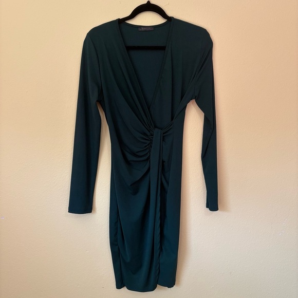 Elegant Teal Long-Sleeve Dress - Picture 2 of 6